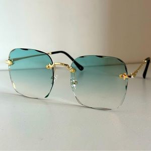 Diamond cut Square Shape Sunglasses